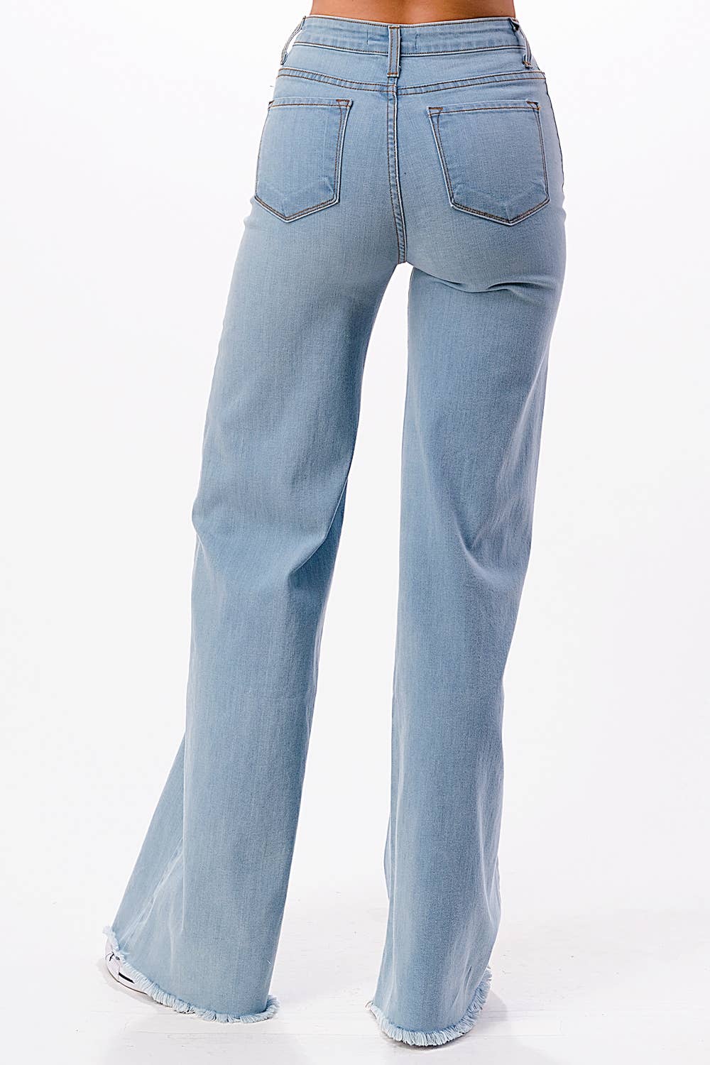 O2 Denim Front Seam Wide-Leg Western Jeans — Light Wash Mid-Rise Flare with Raw Hem & Front Seam Detail
