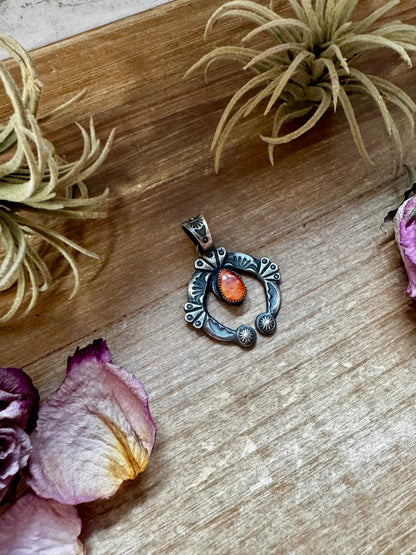 Naja Pendant with Orange & Purple Spiny Oyster – Sterling Silver – Native Made by KB