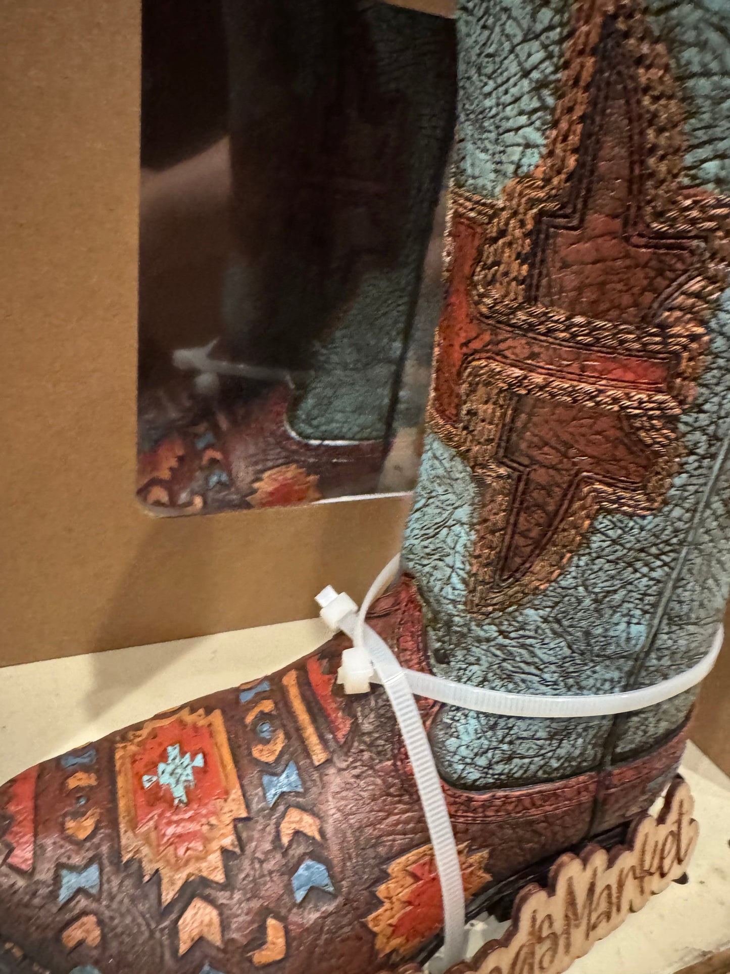 RA6182 Turquoise Aztec Ziglag Boot Vase