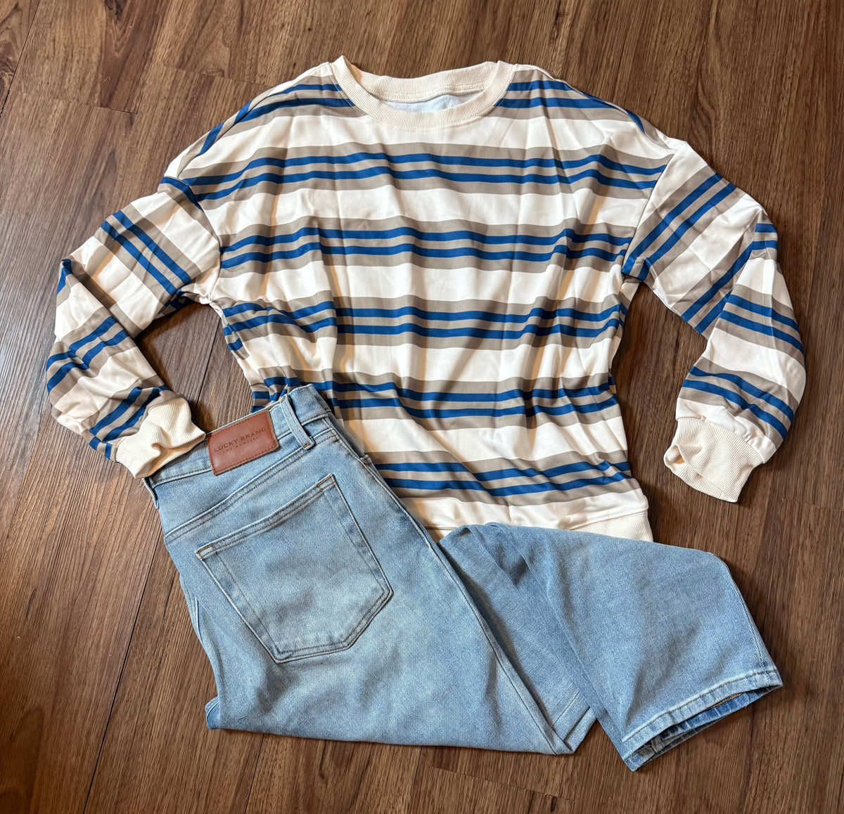 Stripe Crewneck Pullover Sweatshirt