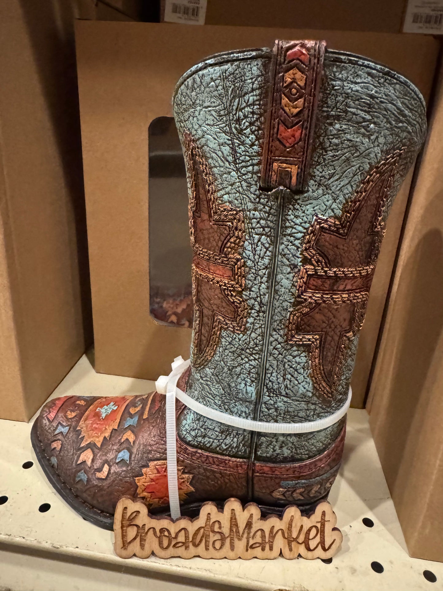 RA6182 Turquoise Aztec Ziglag Boot Vase