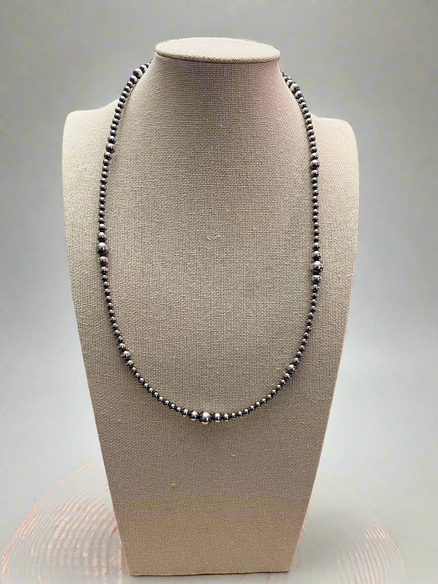 Graduated Sterling pearl necklace - 22 inch