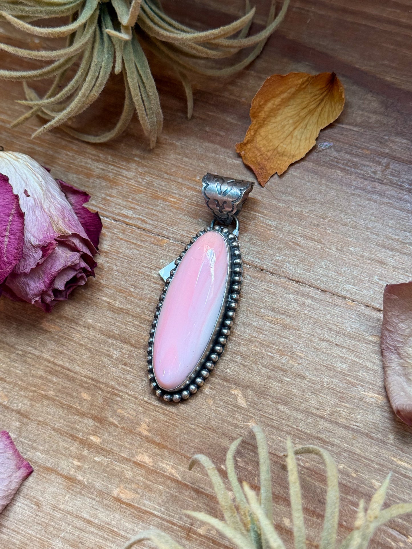 Pink Conch Shell Sterling Silver Pendant – Long Oval – Stamped NED NEZ