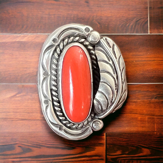Coral ring - gorgeous large coral on sterling oval base with leaf - Size 6.5