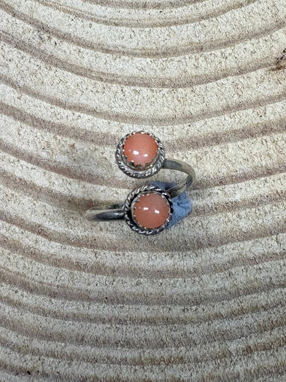 Esther White Navajo Sterling Silver Pink Conch Twist Adjustable Ring