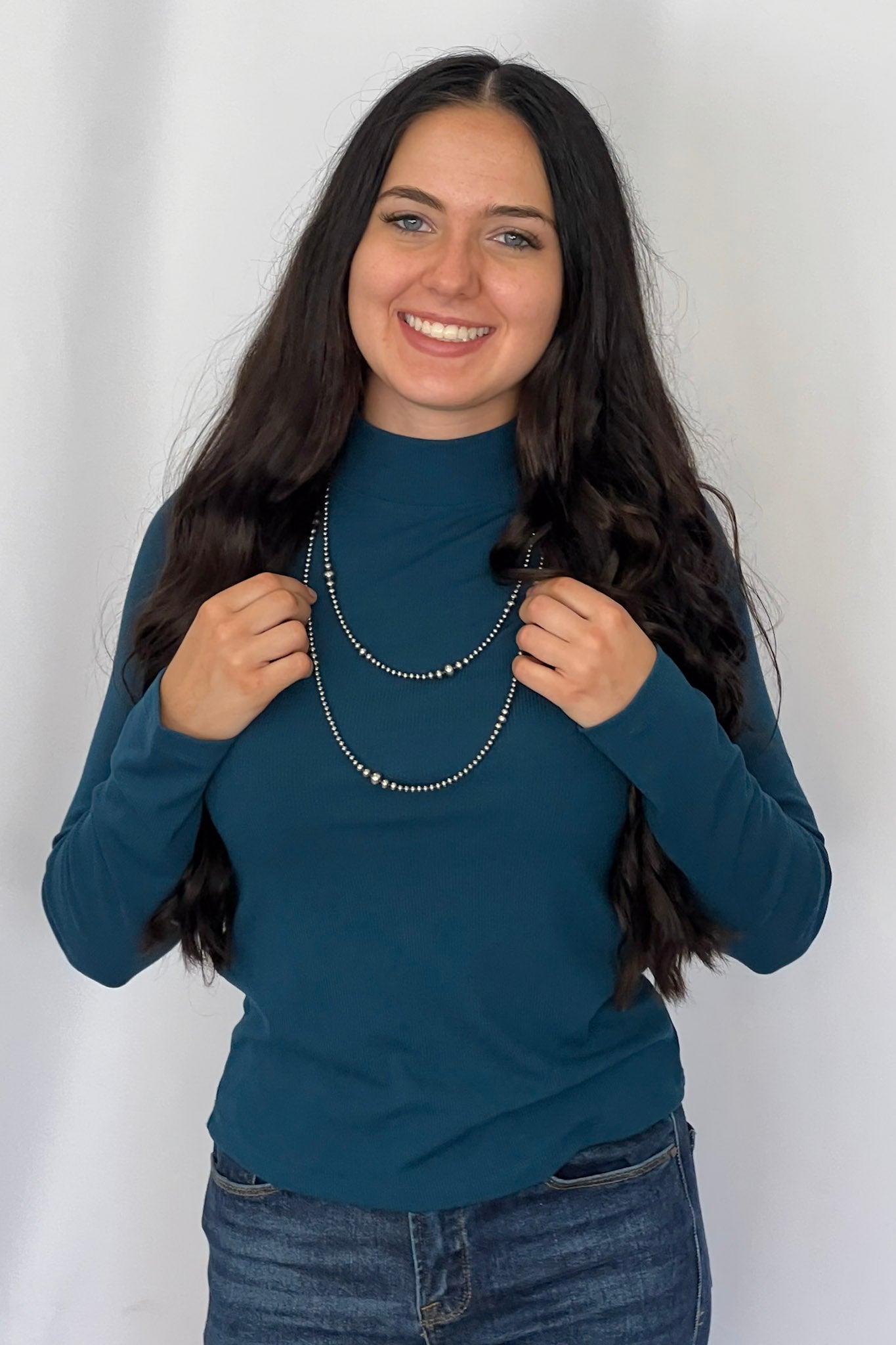 Graduated Sterling pearl necklace - 22 inch