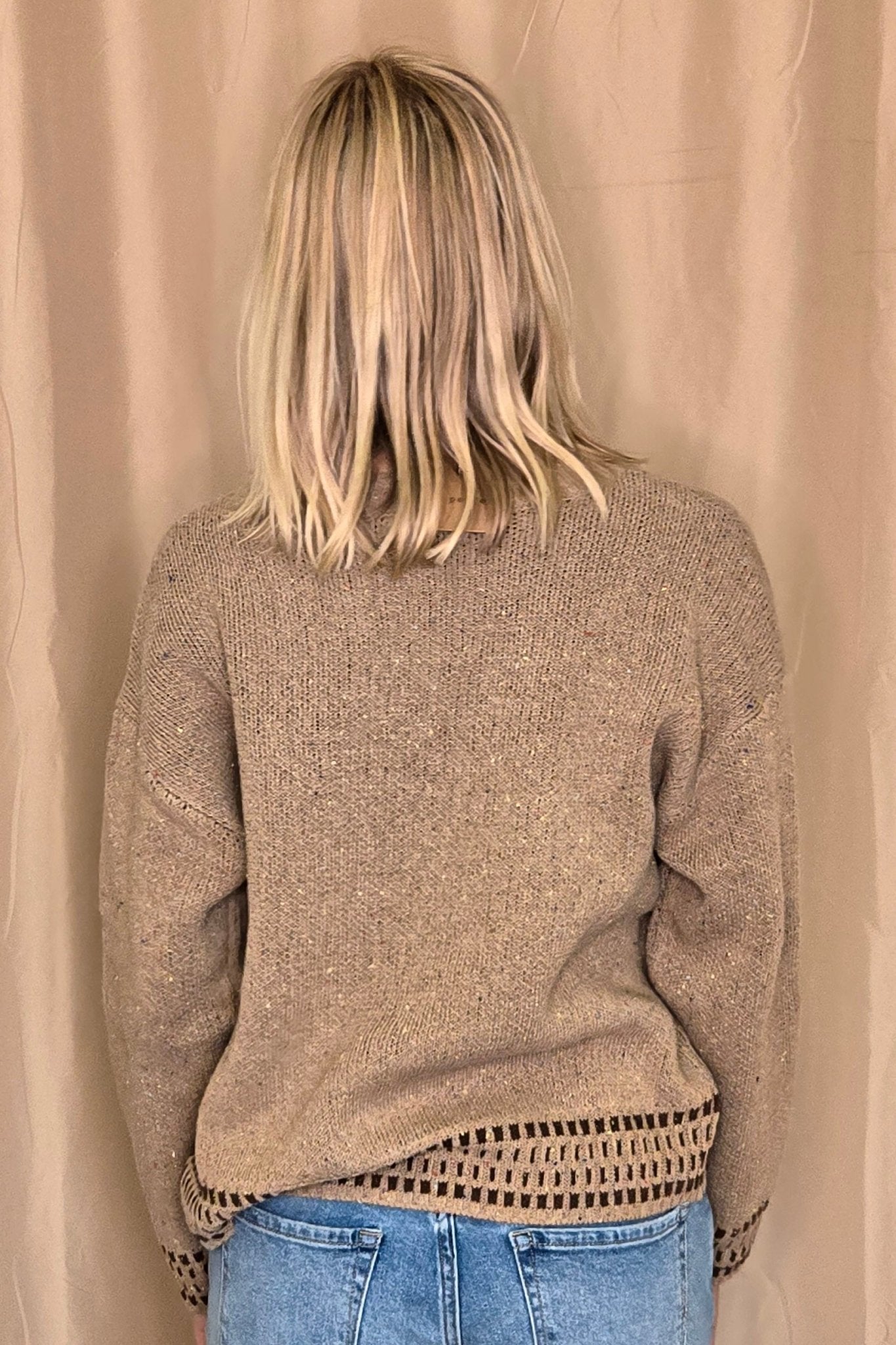 Blu Pepper Horse Jacquard Western Long Sleeve Knit Sweater — Wool Blend with Detailed Horse Pattern (charcoal medium remains)