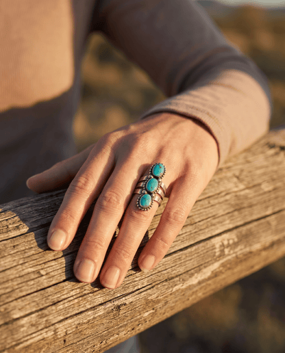 Kathleen Livingston Navajo Sonoran Gem Turquoise Sterling Silver Ring — Size 7