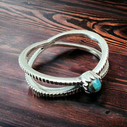 Kingman Turquoise Sterling Silver Stacker Ring — Size 8 (Native-Style)