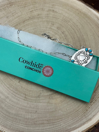Western Spade Pendant Necklace with Faux Turquoise — 18 Inch Silver-Tone Statement