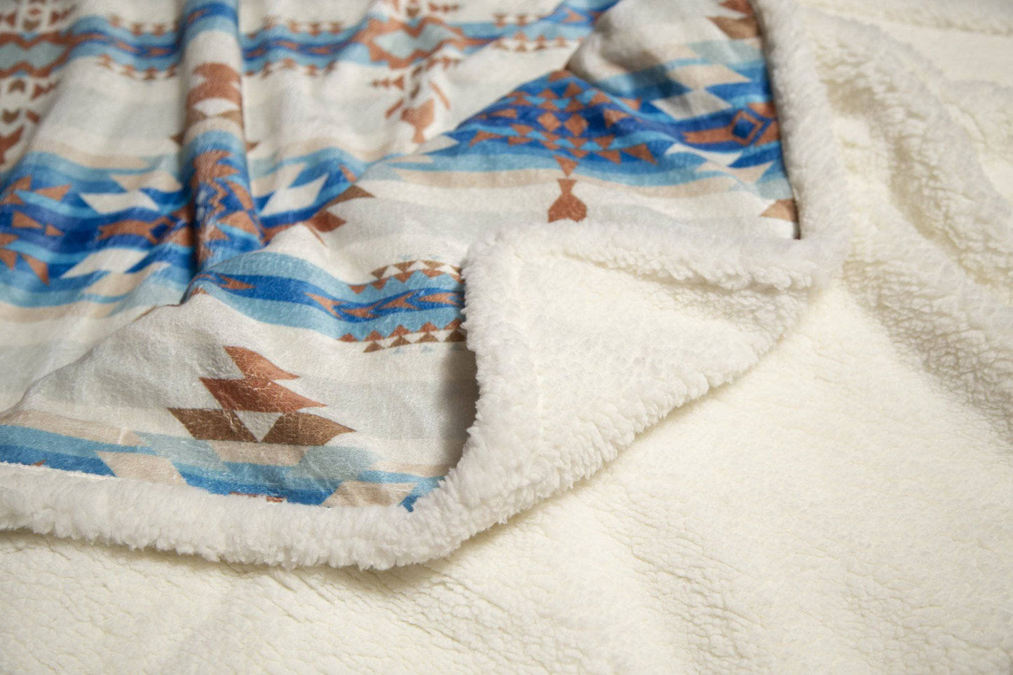 The Blues Southwestern Plush Sherpa Throw Blanket — 54" × 68"
