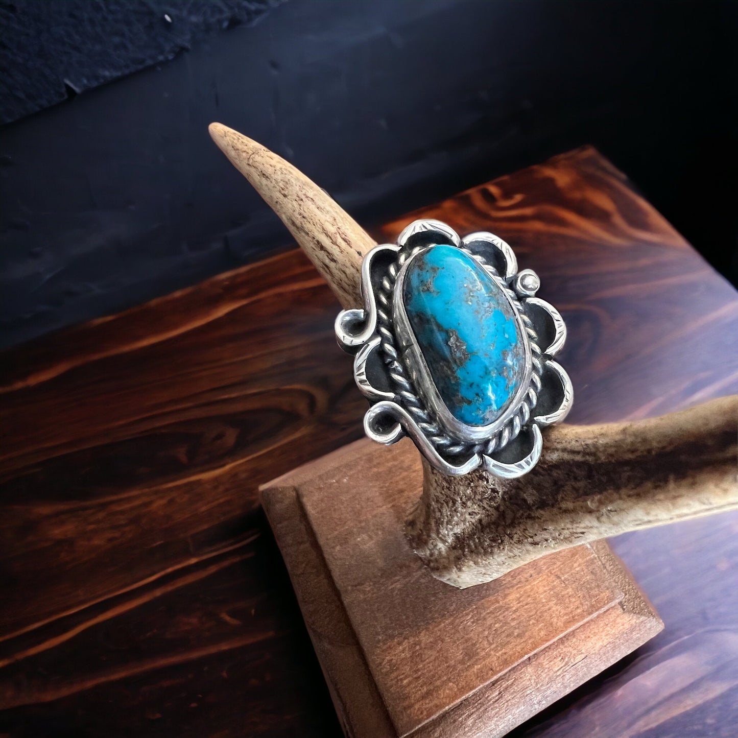 Turquoise ring - gorgeous large cabochon on sterling flower shaped base - size 7