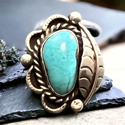 Hand-Stamped Sterling Silver Turquoise Cabochon Ring with Leaf Detail — Size 7