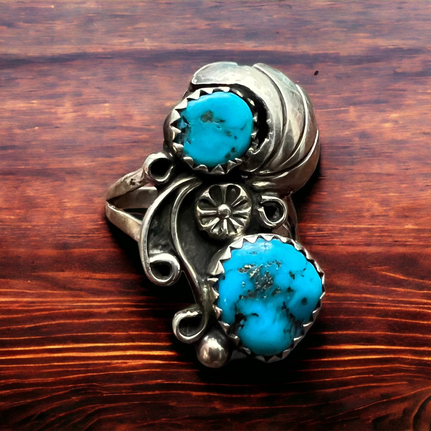 Vintage Native American Handmade Sterling Silver Turquoise Ring — Size 5 (Maker Stamp)