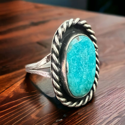 Vintage Sterling Silver Waterweb Blue Turquoise Cabochon Ring — Size 10.5