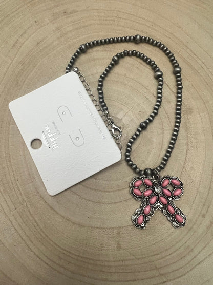 Western Pink Bow Pearl Necklace — Faux Pearls with Pink Bow Detail (18 Inch)