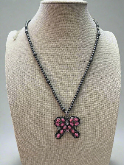 Western Pink Bow Pearl Necklace — Faux Pearls with Pink Bow Detail (18 Inch)