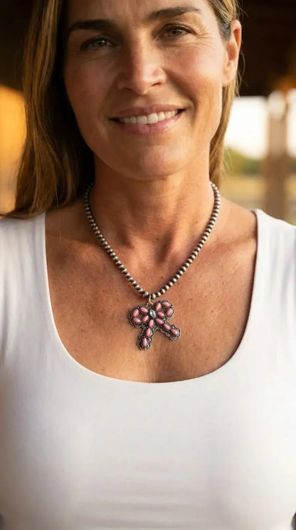 Western Pink Bow Pearl Necklace — Faux Pearls with Pink Bow Detail (18 Inch)